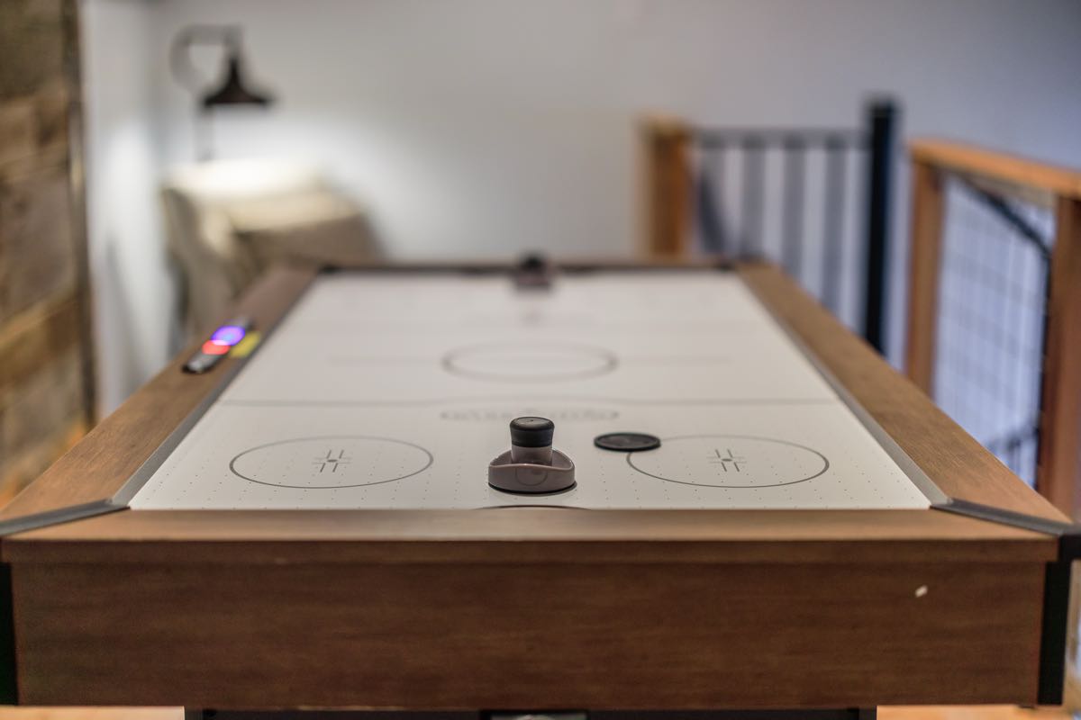 Bliss Airhockey Detail